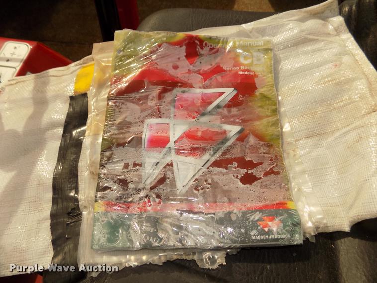 image for item DA0739 2014 Massey-Ferguson CB10 backhoe attachment