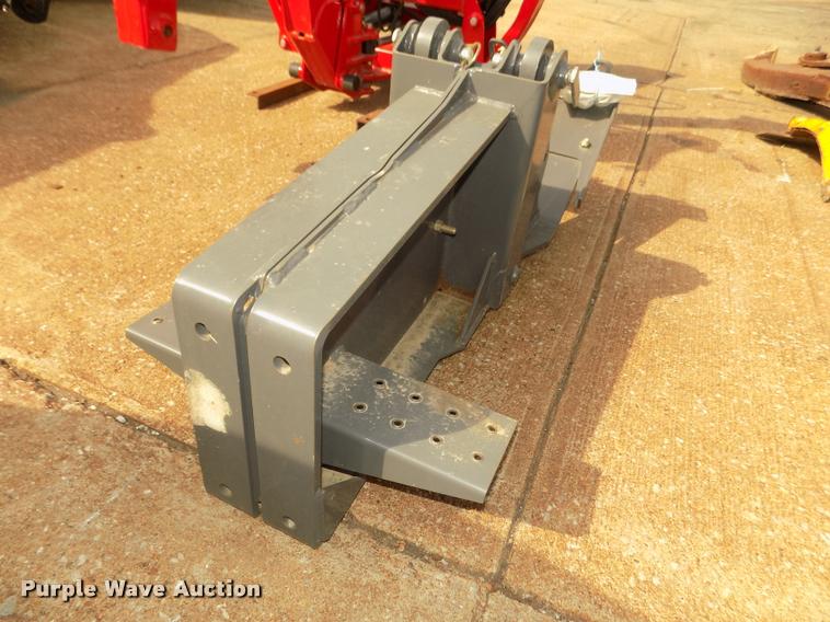 image for item DA0739 2014 Massey-Ferguson CB10 backhoe attachment