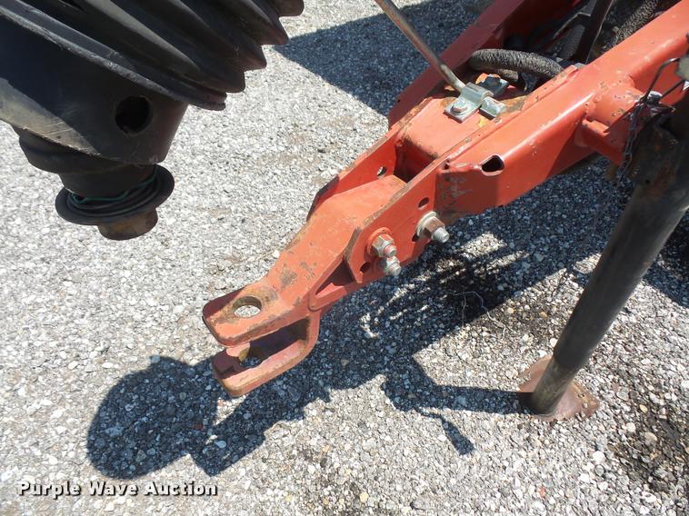 image for item DA1536 2005 New Holland BR780 round baler