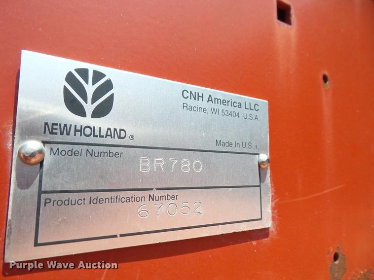 image for item DA1536 2005 New Holland BR780 round baler