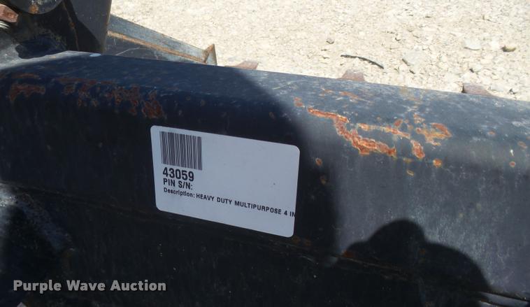 image for item DA5579 2010 John Deere four-in-one multipurpose bucket