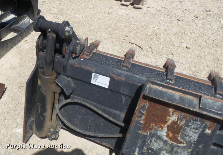 image for item DA5579 2010 John Deere four-in-one multipurpose bucket