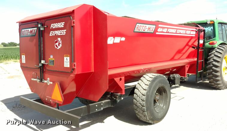 image for item DA5583 RotoMix 414-14B Forage Express feed mixer