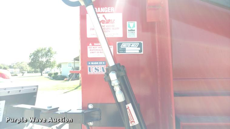 image for item DA5583 RotoMix 414-14B Forage Express feed mixer