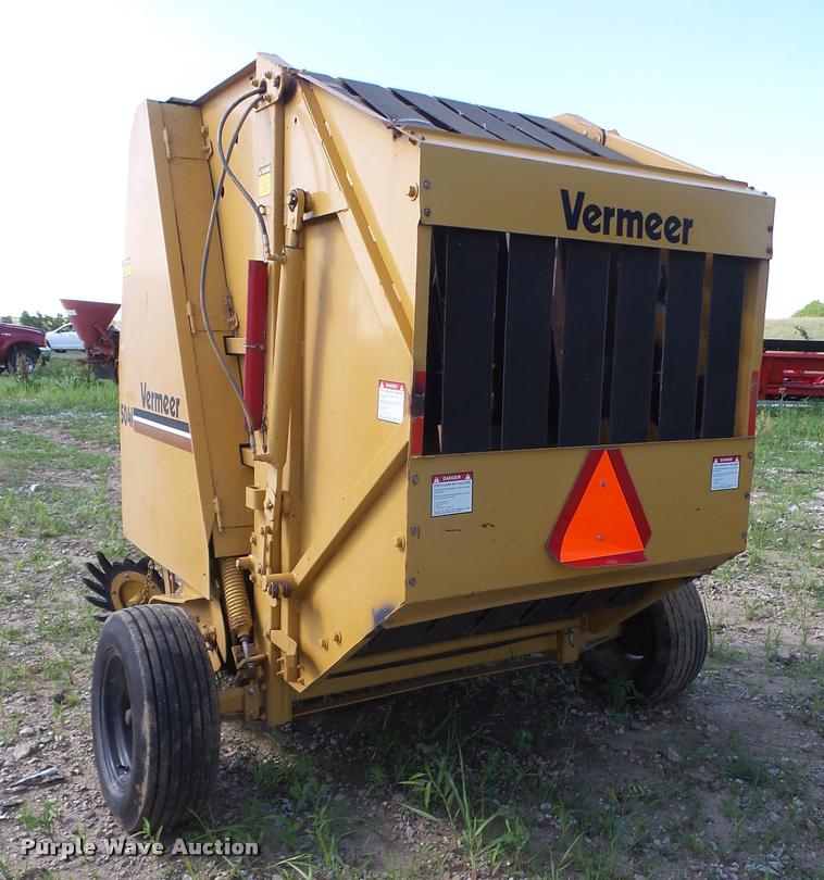 image for item DA6457 1987 Vermeer 504I round baler