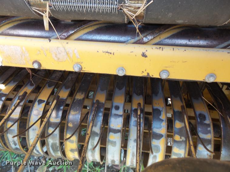 image for item DA6457 1987 Vermeer 504I round baler