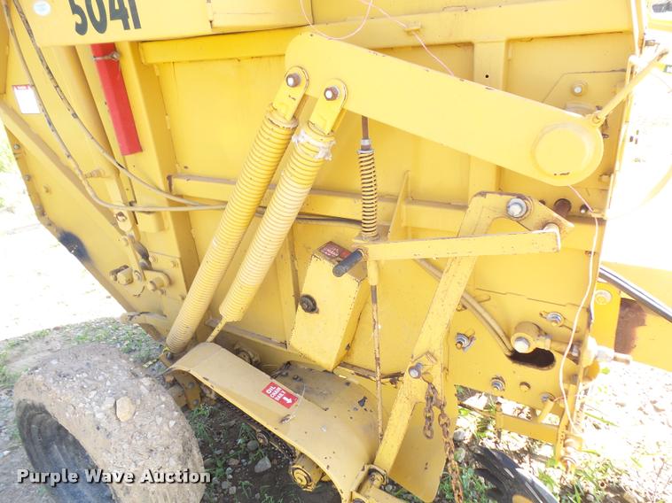image for item DA6457 1987 Vermeer 504I round baler