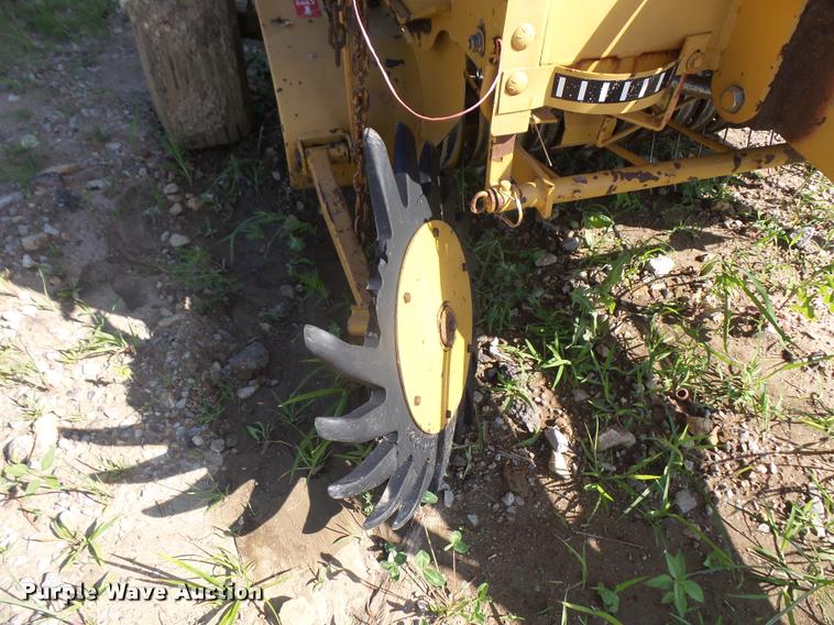 image for item DA6457 1987 Vermeer 504I round baler