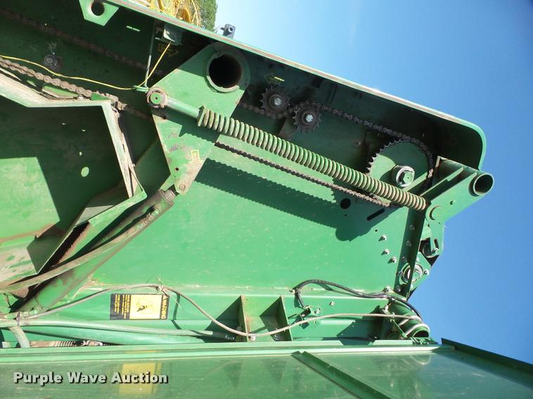 image for item DA6458 1989 John Deere 535 round baler