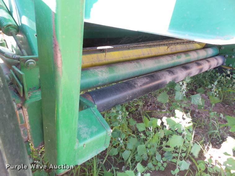 image for item DA6458 1989 John Deere 535 round baler