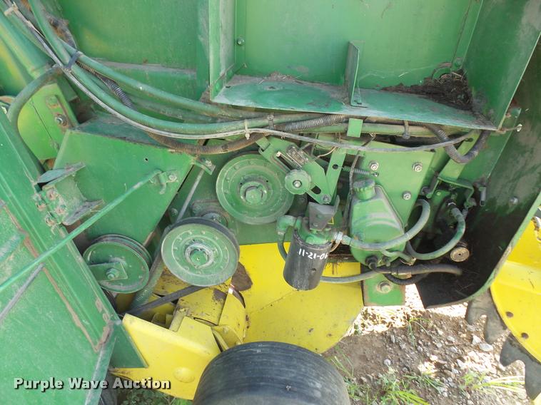 image for item DA6458 1989 John Deere 535 round baler