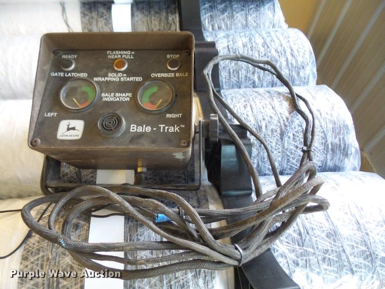 image for item DA6458 1989 John Deere 535 round baler