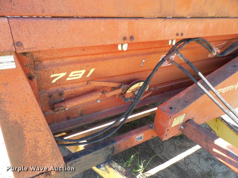 image for item DA6467 New Holland 791 manure spreader