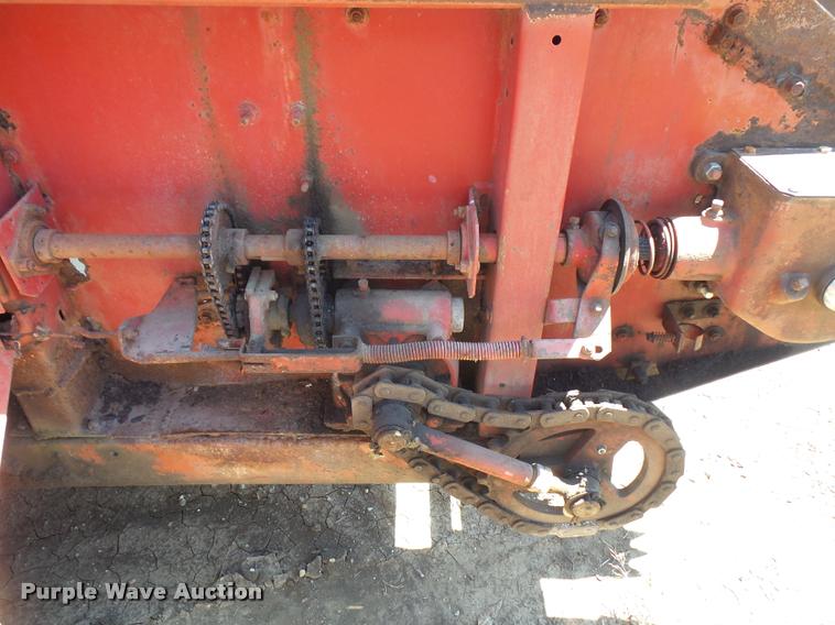 image for item DA6467 New Holland 791 manure spreader