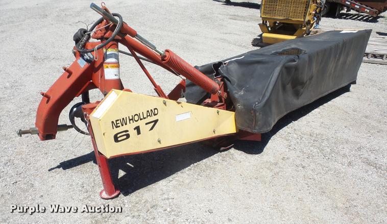 image for item DA6470 New Holland 617 disc mower