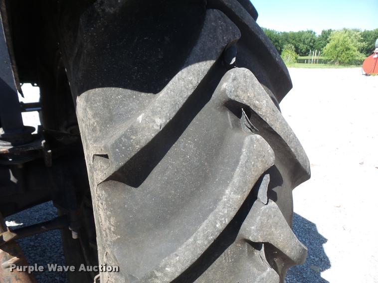 image for item DA6475 1989 Deutz Allis 7120 tractor