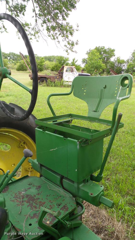image for item DA6770 1952 John Deere 50 tractor