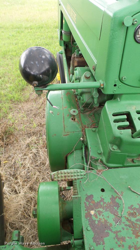 image for item DA6770 1952 John Deere 50 tractor