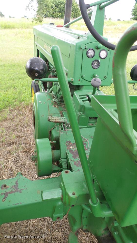 image for item DA6770 1952 John Deere 50 tractor