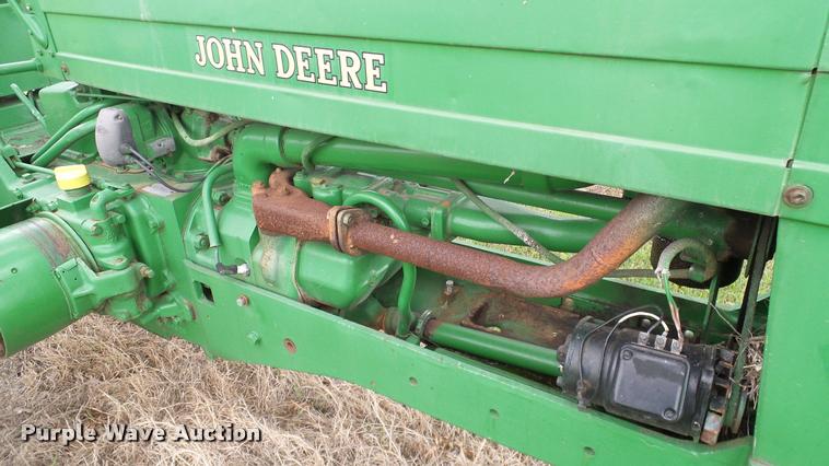 image for item DA6770 1952 John Deere 50 tractor