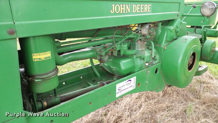 image for item DA6770 1952 John Deere 50 tractor