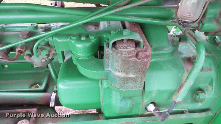 image for item DA6770 1952 John Deere 50 tractor