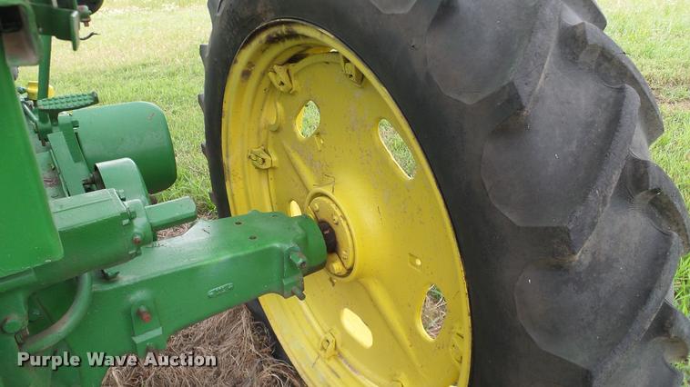 image for item DA6770 1952 John Deere 50 tractor