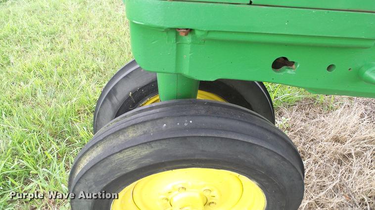 image for item DA6770 1952 John Deere 50 tractor