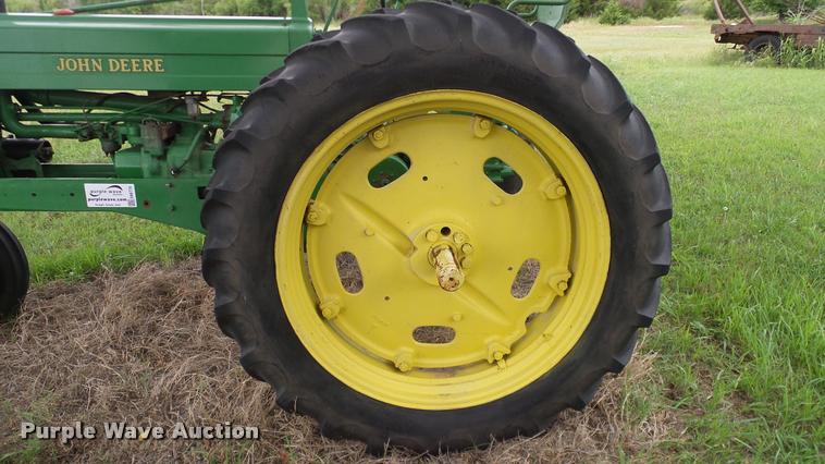 image for item DA6770 1952 John Deere 50 tractor