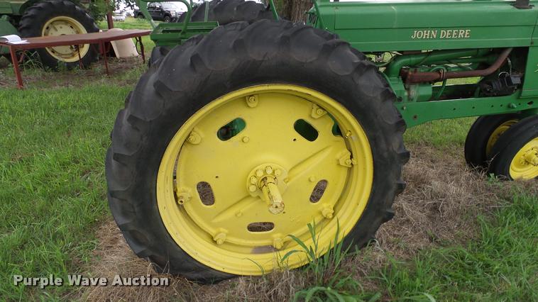 image for item DA6770 1952 John Deere 50 tractor