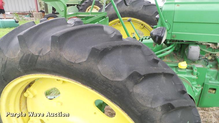 image for item DA6770 1952 John Deere 50 tractor