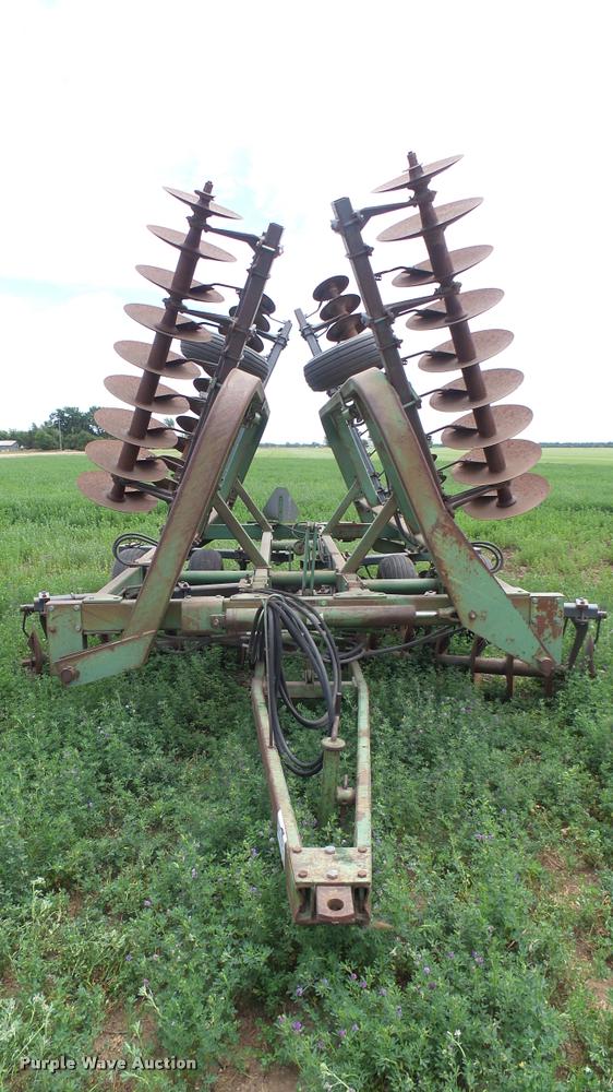 image for item DA7947 John Deere T0230 disk