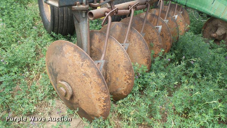 image for item DA7947 John Deere T0230 disk