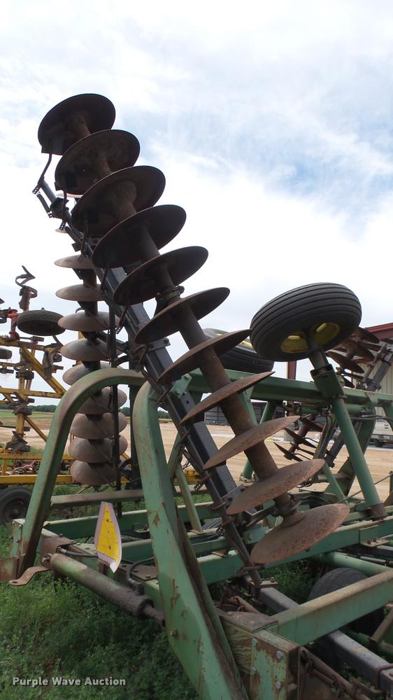 image for item DA7947 John Deere T0230 disk