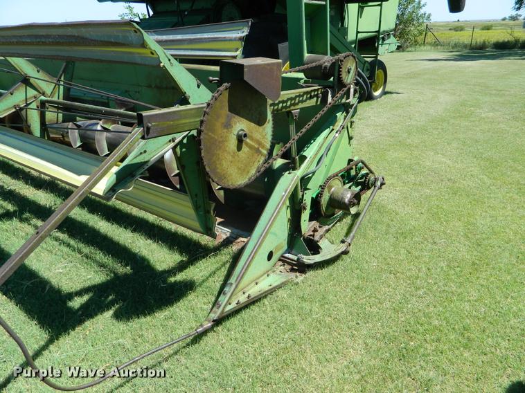 image for item DB1038 John Deere 6600 combine