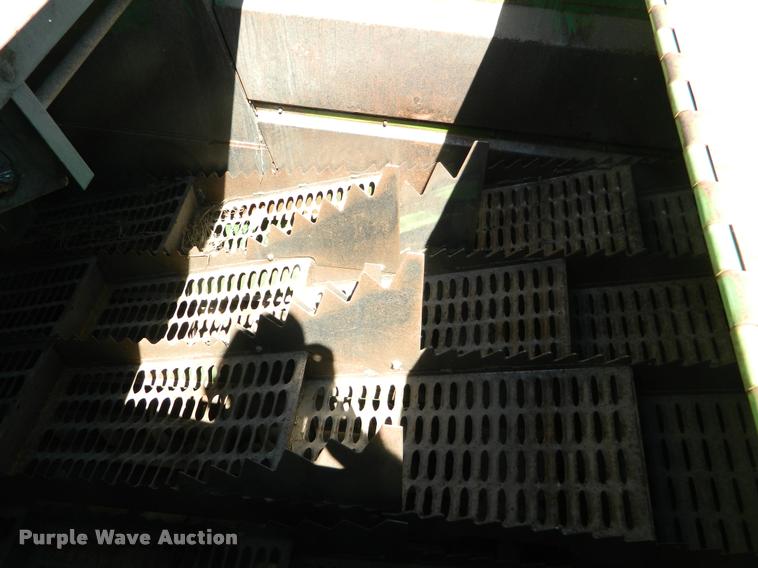 image for item DB1038 John Deere 6600 combine