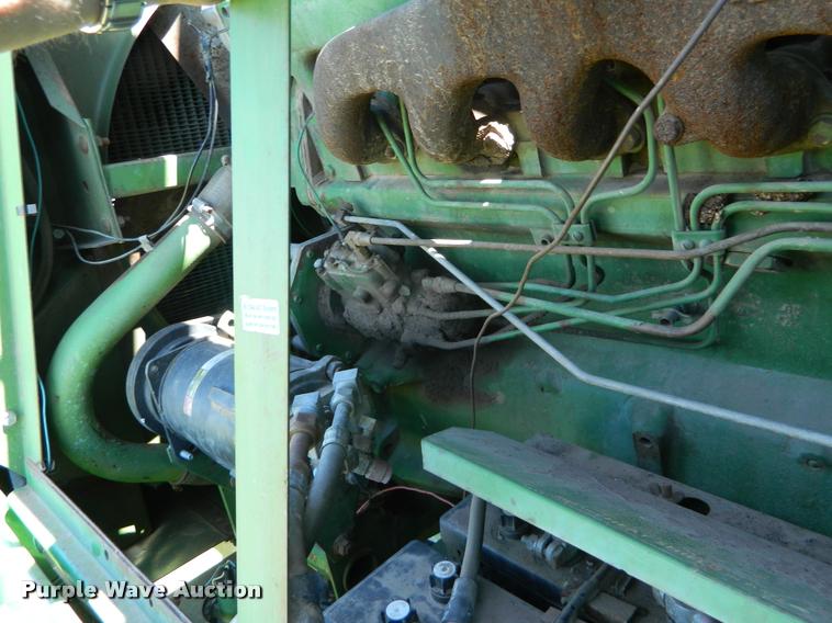 image for item DB1038 John Deere 6600 combine