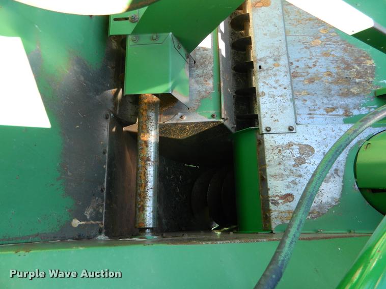 image for item DB1039 1982 John Deere 7720 combine