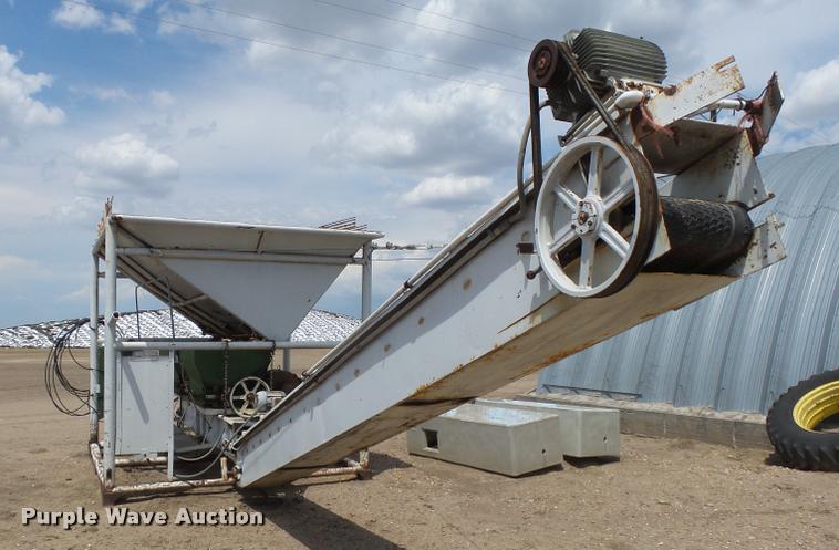 image for item DB2618 Double roller corn grinder mill