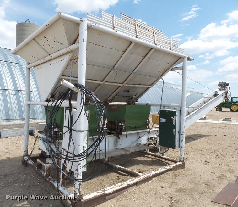 image for item DB2618 Double roller corn grinder mill