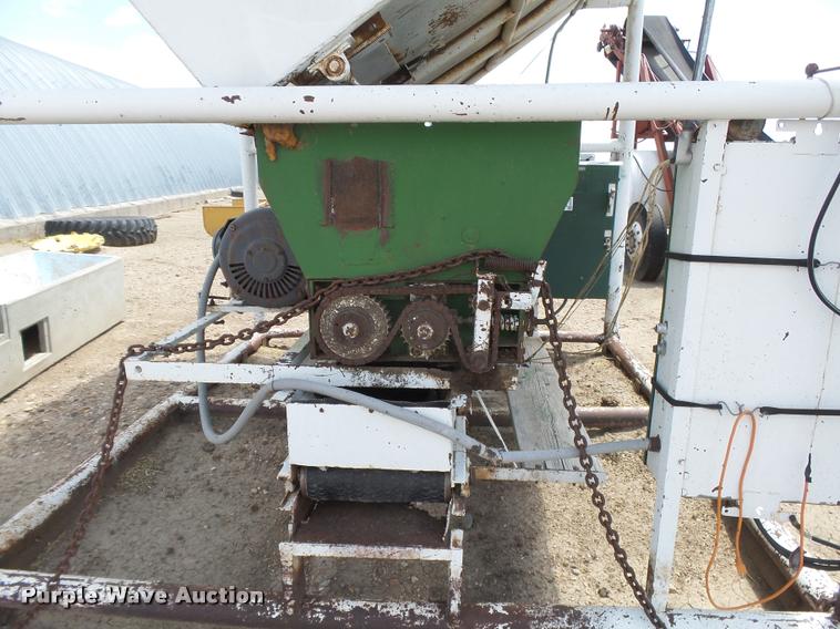 image for item DB2618 Double roller corn grinder mill