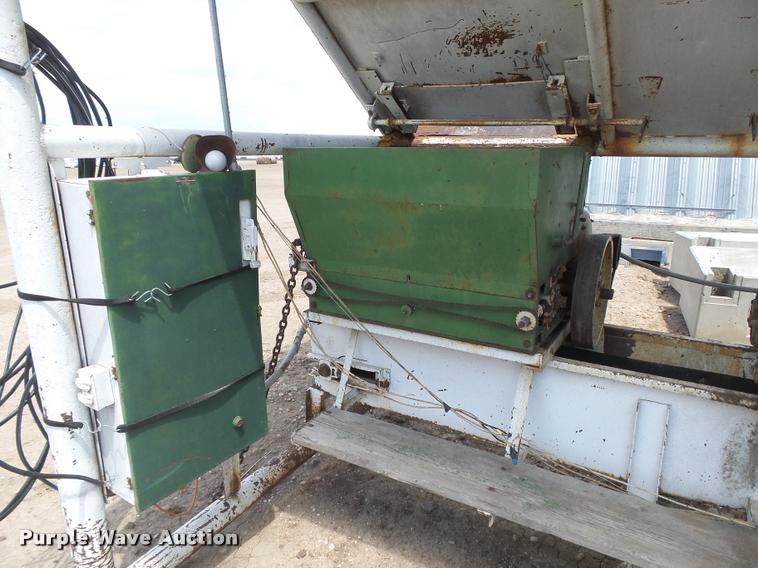 image for item DB2618 Double roller corn grinder mill