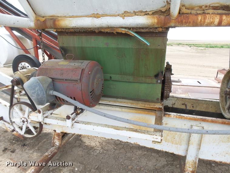 image for item DB2618 Double roller corn grinder mill