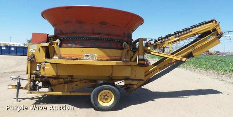 image for item DB2625 HayBuster H1000 bale processor