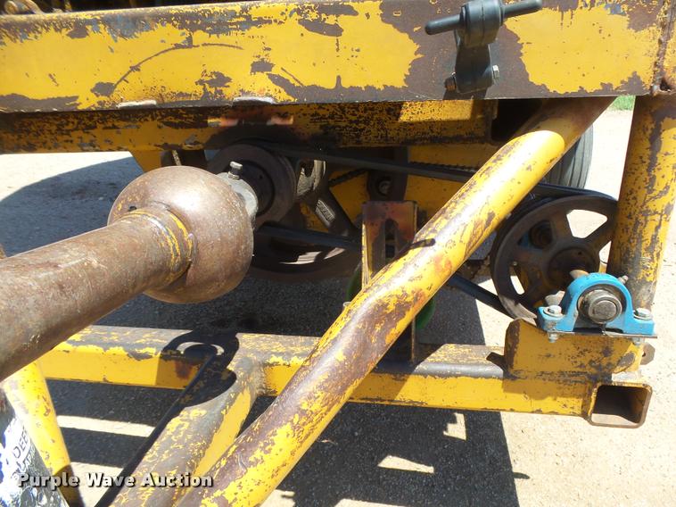 image for item DB2625 HayBuster H1000 bale processor