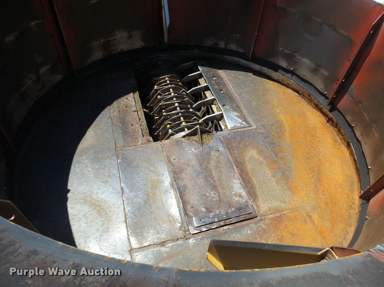 image for item DB2625 HayBuster H1000 bale processor