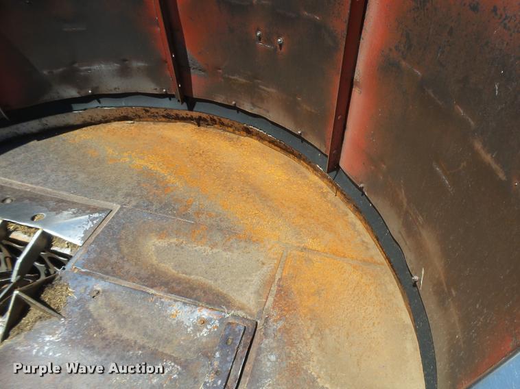 image for item DB2625 HayBuster H1000 bale processor