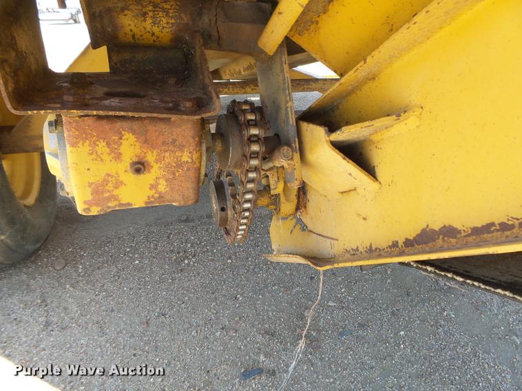 image for item DB2625 HayBuster H1000 bale processor