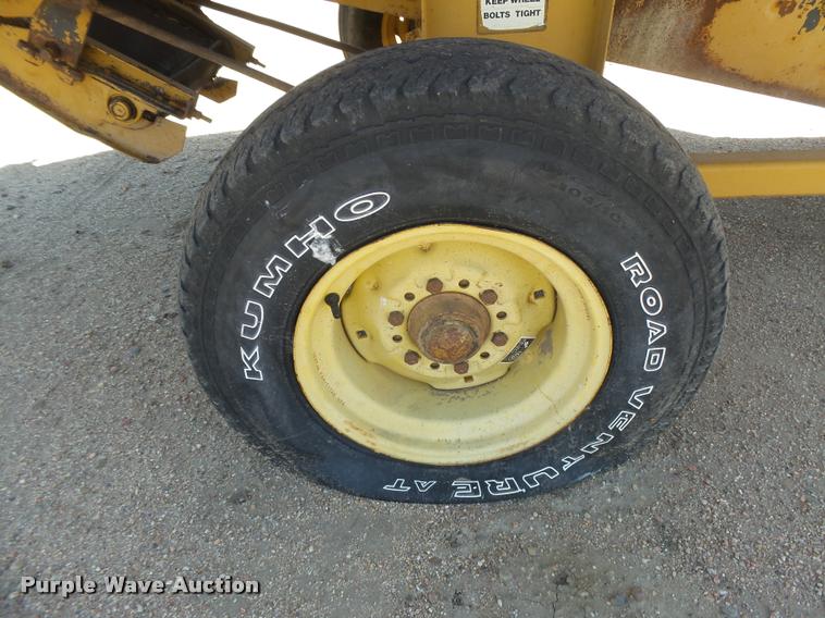 image for item DB2625 HayBuster H1000 bale processor