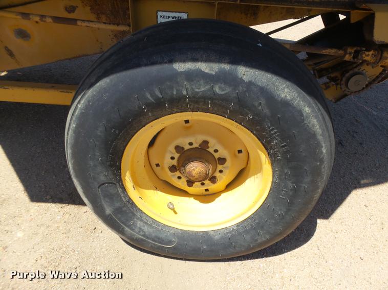 image for item DB2625 HayBuster H1000 bale processor